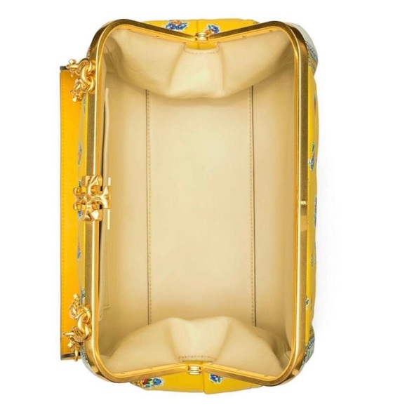 TORY BURCH CLEO QUILTED FLORAL YELLOW TEA ROSE CHAIN BAG. - Picture 4 of 5